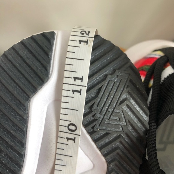 Triple 7 Notorious Racer shoe — tie dye mural pattern with chunky white base - Picture 13 of 14